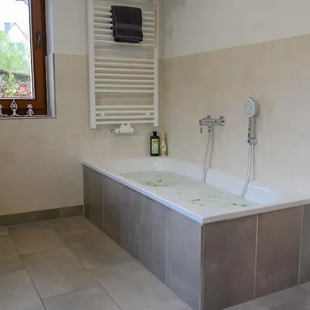 דירה 4 Sterne Rhoenland-erlebnis In - Auch Fuer Wanderreiter *