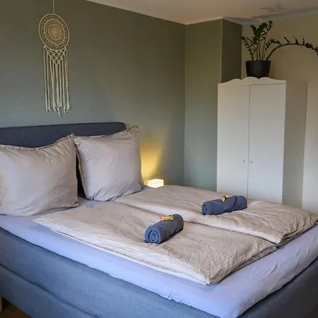 4 Sterne Rhoenland-erlebnis In - Auch Fuer Wanderreiter ברנסהאוזן