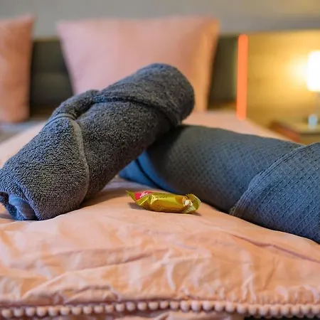 4 Sterne Rhoenland-erlebnis In - Auch Fuer Wanderreiter דירה ברנסהאוזן