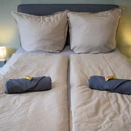 4 Sterne Rhoenland-erlebnis In - Auch Fuer Wanderreiter * ברנסהאוזן