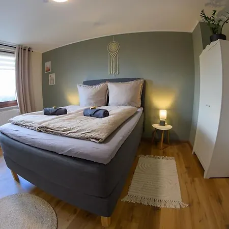 4 Sterne Rhoenland-erlebnis In - Auch Fuer Wanderreiter