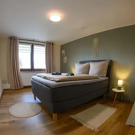 Apartament 4 Sterne Rhoenland-erlebnis In - Auch Fuer Wanderreiter