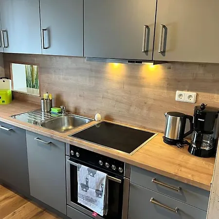 Apartment 4 Sterne Rhoenland-erlebnis In - Auch Fuer Wanderreiter Bernshausen